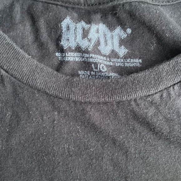 Vintage Official AC/DC JAPAN TOUR 1981 Graphic T-Shirt Authentic Men’s Size L - Picture 3 of 3